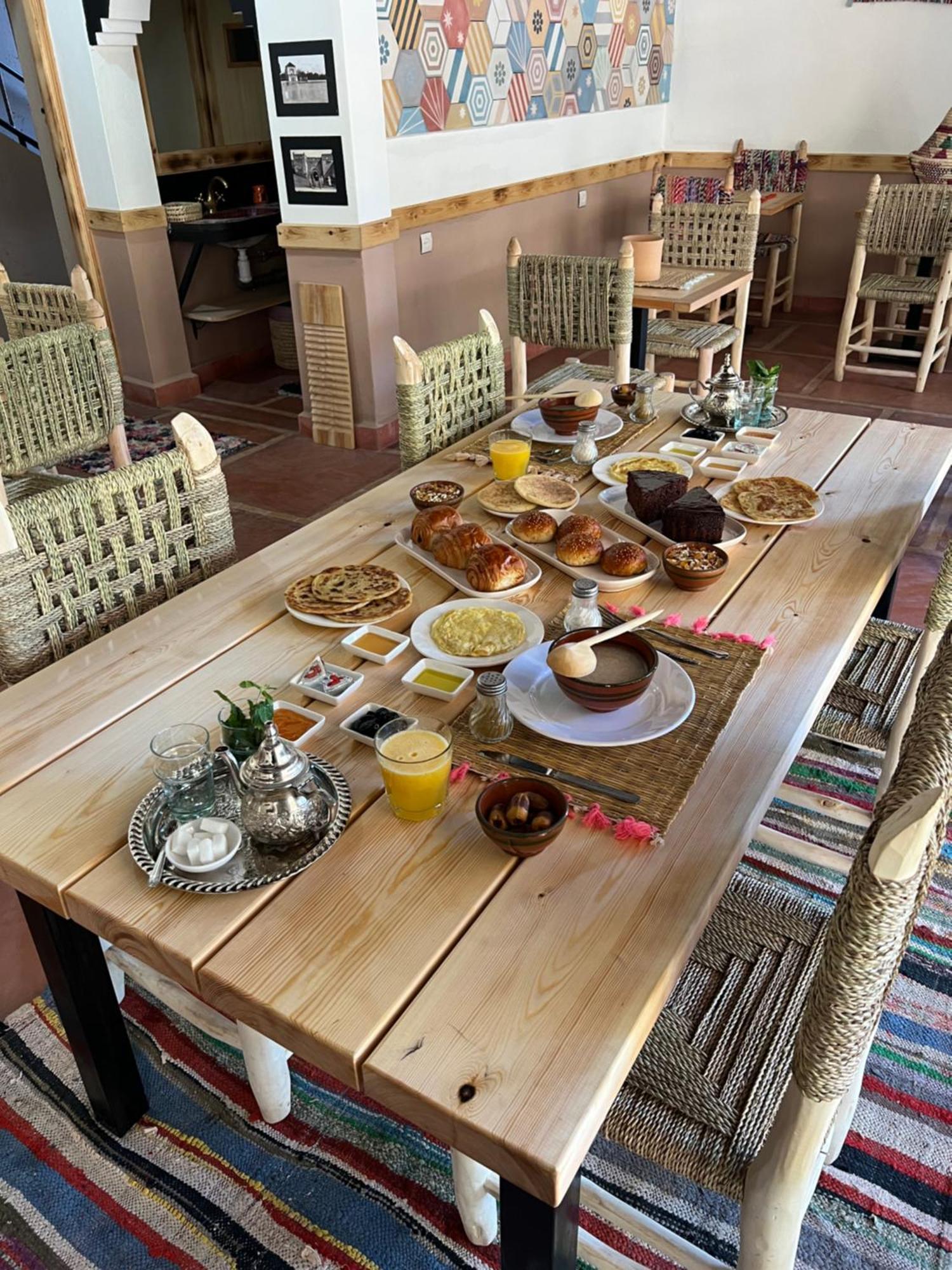 Tazart Apartment *